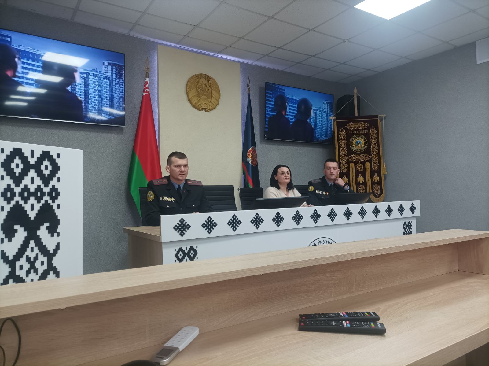 Read more about the article Спортивное взаимодействие ПО ОО «БРСМ» с Пинским отделом Департамента охраны МВД Республики Беларусь