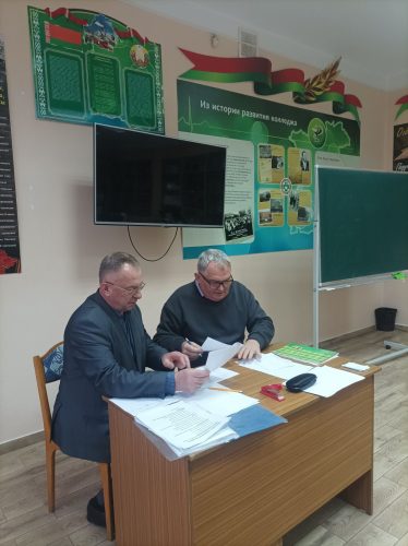 0-02-05-171d48fd78286679e118fd7e309a571e047454c2c91d8e05f9c025ee85b608fd_7239d724768c3839