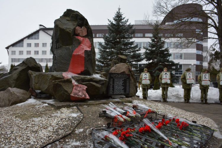 0-02-05-329963b40c51bd647c2f7cff46ee83983a6dc329e020a758afffd44deca0f600_c420436b099db827