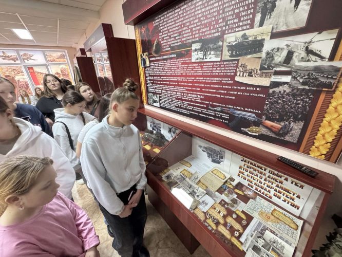 0-02-05-4652bec432bbcaf23e1ed3460cb7891c13554f354d1a37f0cfb1a3bd5a2d35cf_b042156b855ed949