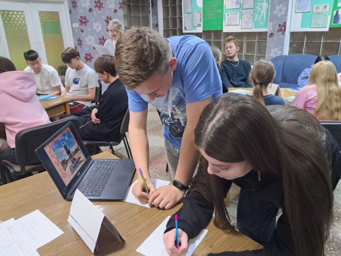 0-02-05-70b3a0cc57a0743231633506f50e294d00c2050716c68a2148cc52b326fef208_32a15bc566b45d4c