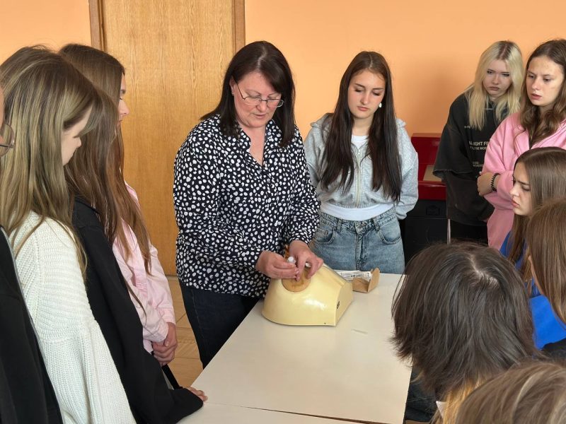 015153bb-e27f-481e-a9b7-785598454bd3