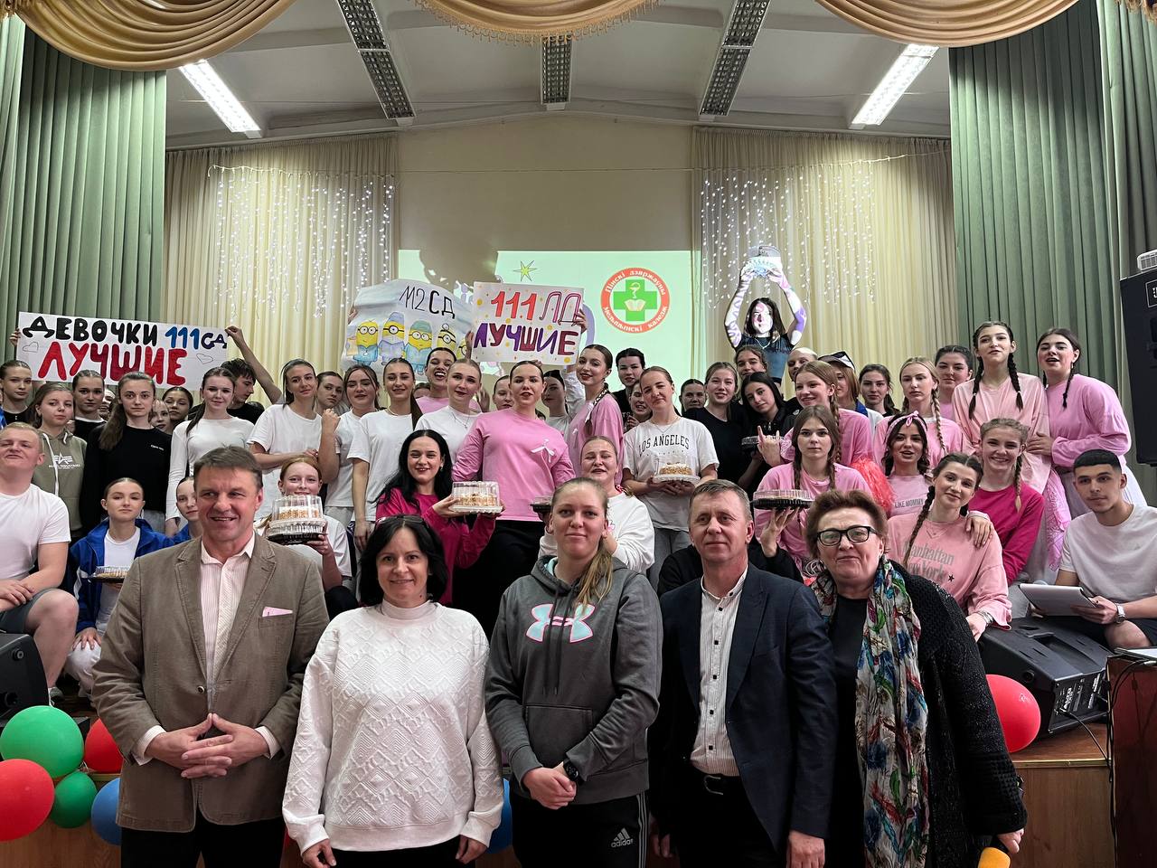Read more about the article ЕЖЕГОДНЫЙ КОНКУРС РИТМИЧЕСКОЙ ГИМНАСТИКИ