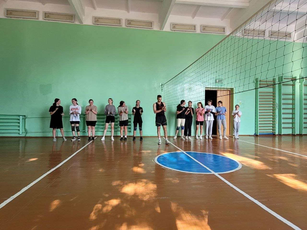 Read more about the article Cоревнования по волейболу