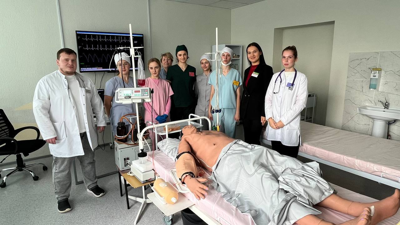 Read more about the article Совместный командный тренинг студентов ВГМУ с учащимися нашего колледжа